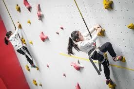 为什么打者在挥棒失利后会习惯性地检查球棒表面是否有新的裂痕