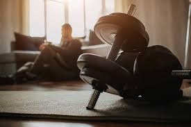 诺兰·莱恩在 1970 年代中期的耐操程度，让其成为了联盟所有体能教练的范本