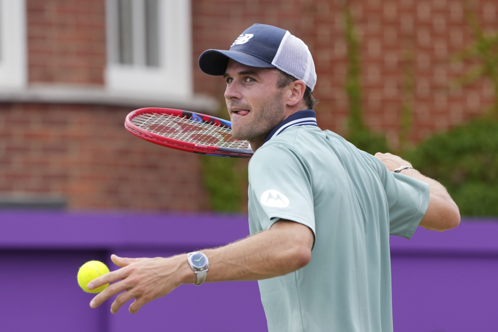 仅让他备感 仅让他备感