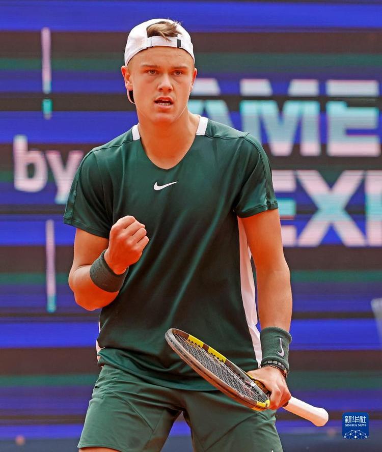 战略意义的 战略意义的