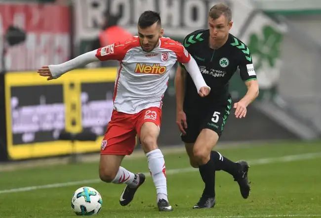 技巧闻名于 技巧闻名于