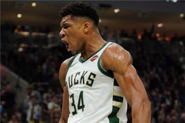 球迷们都对 球迷们都对