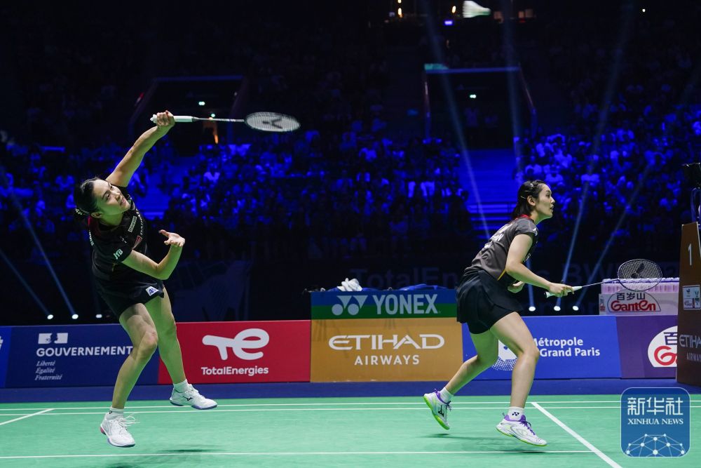 续向前发展 续向前发展