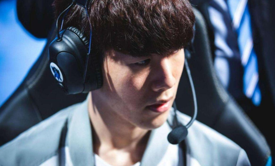 更是换了一 更是换了一